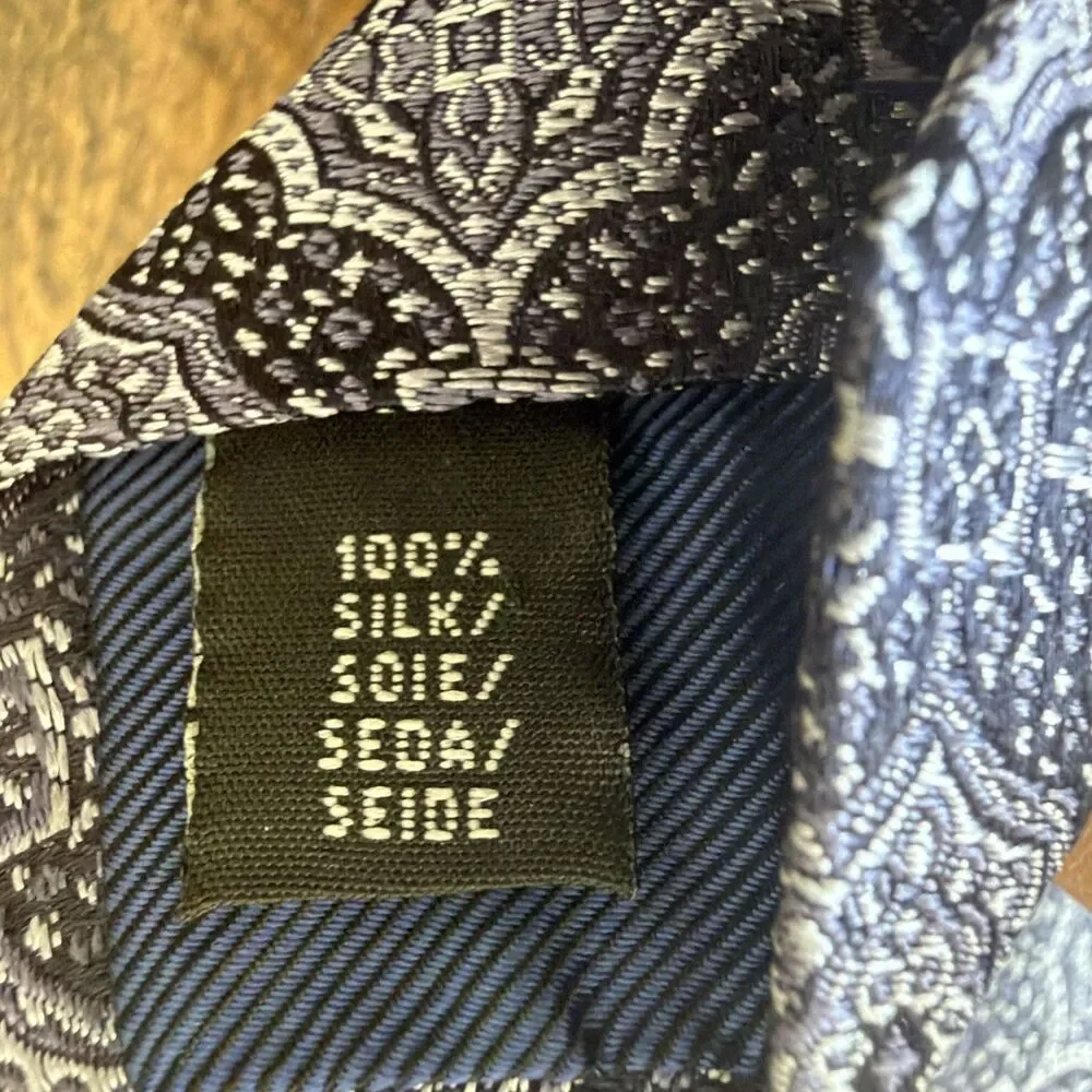 Tom James USA 100%  Silk Tie Medallion Executive Vintage Ivy Dark Academia